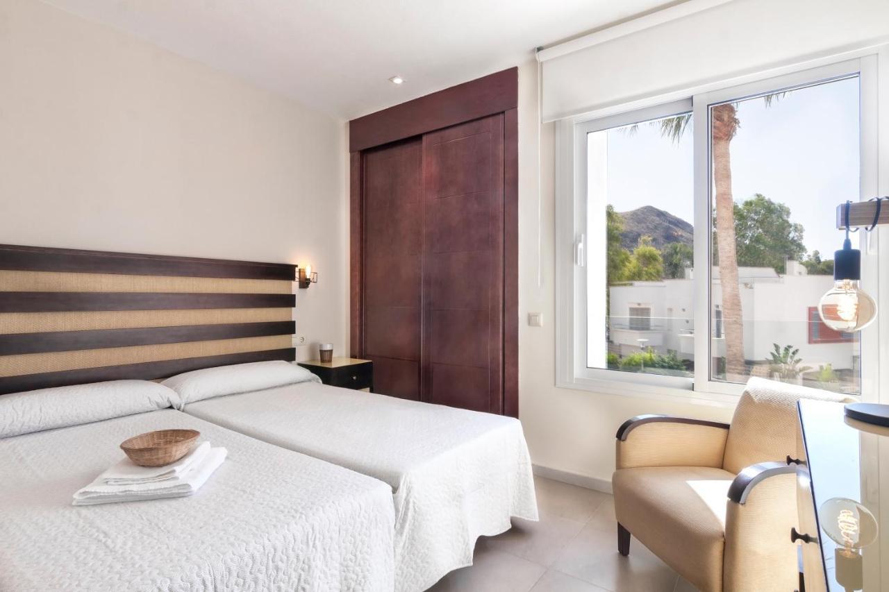 Apartamentos La Buganvilla San Jose  Bagian luar foto
